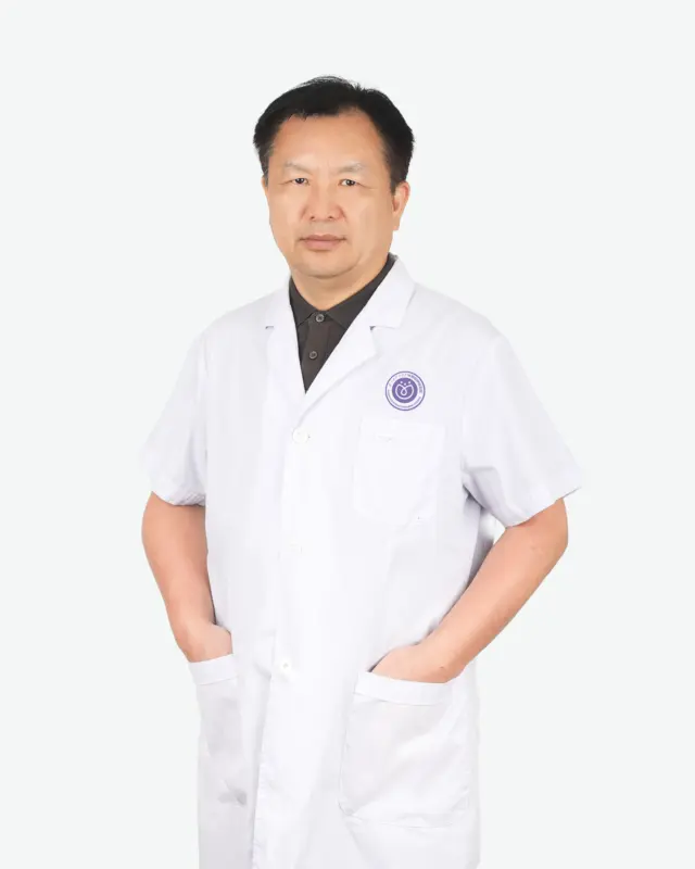 Professor Qiu Yunqiao
